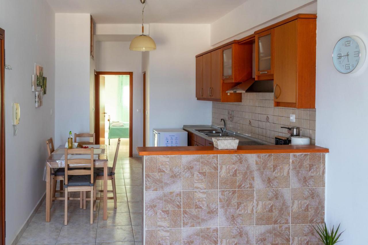 Lovely Sea View Apartment At The Heart Of The Town Ierápetra Esterno foto